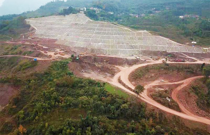 綏江C區(qū)場(chǎng)地變形治理工程項(xiàng)目土石方工程圓滿完成開(kāi)挖2小圖.jpg
